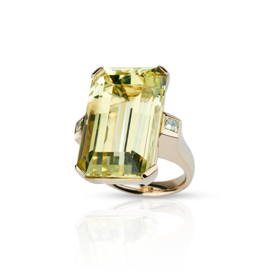 SUNSQUARE Ring sun square sun-ring citrine-ring diamond-ring citrine diamond ring with emerald cut diamonds carré cut yellow gold yellow gold-ring gold ring diamond-citrine-gold-ring rings from munich
